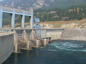 hugh-keenleyside-castlegar-dams